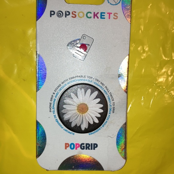 Iphone SE 2 bundle! Case and popsocket! Daisy! NWOT - Picture 3 of 3